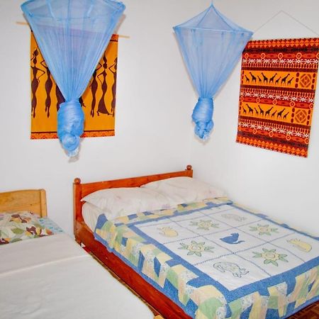 Hostel Pensao Ya Mute Chimoio Ngoại thất bức ảnh