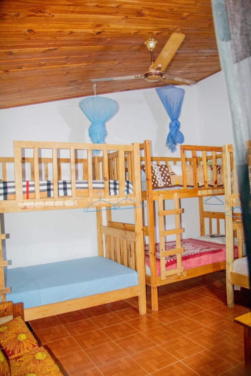 Hostel Pensao Ya Mute Chimoio Ngoại thất bức ảnh