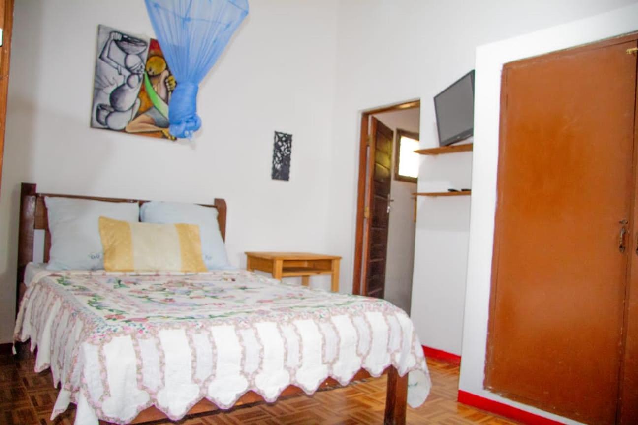 Hostel Pensao Ya Mute Chimoio Ngoại thất bức ảnh